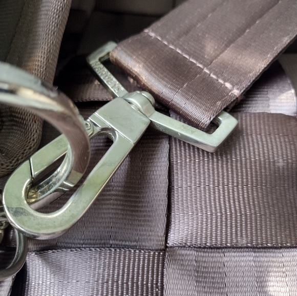 Large carriage hobo shoulder tote - Picture 6 of 10